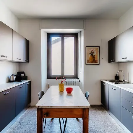 Apartment Stella By Quokka 360 - Past And Present In Como