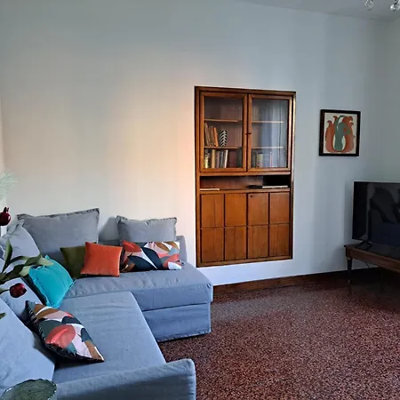 Apartment Stella By Quokka 360 - Past And Present In *